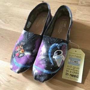 Women's Hand painted Wall-E TOMS Shoes size 9.5